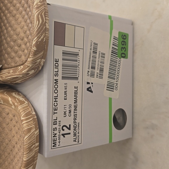 NIB Men's APL Big Logo Techloom Slides Size 12 - Picture 2 of 8